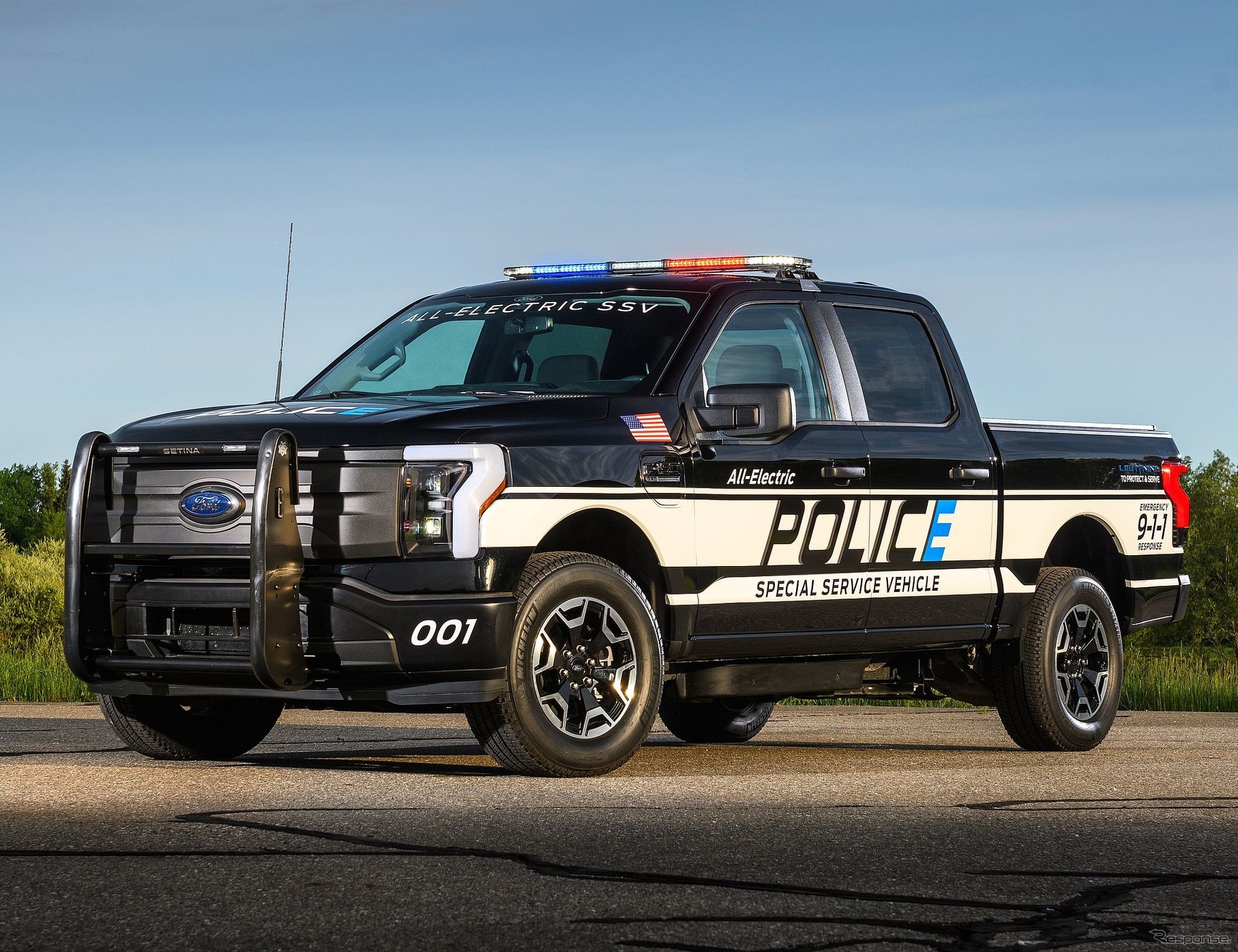 フォード F-150 ライトニング PRO SSV
