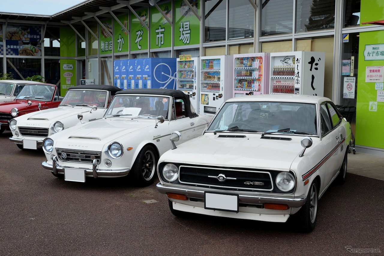 道の駅かぞわたらせ　昭和平成オールドカー展示会