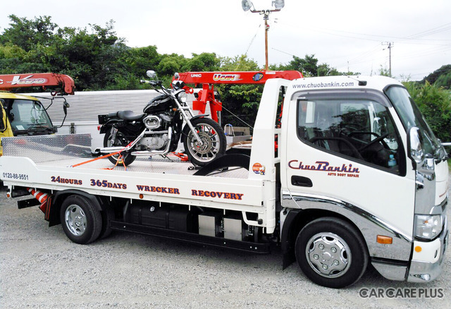 中央鈑金オリジナルの塗装が施された、ロードサービス専用車両