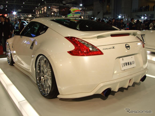 【東京オートサロン09】BRANEW、フェアレディZ で新作披露