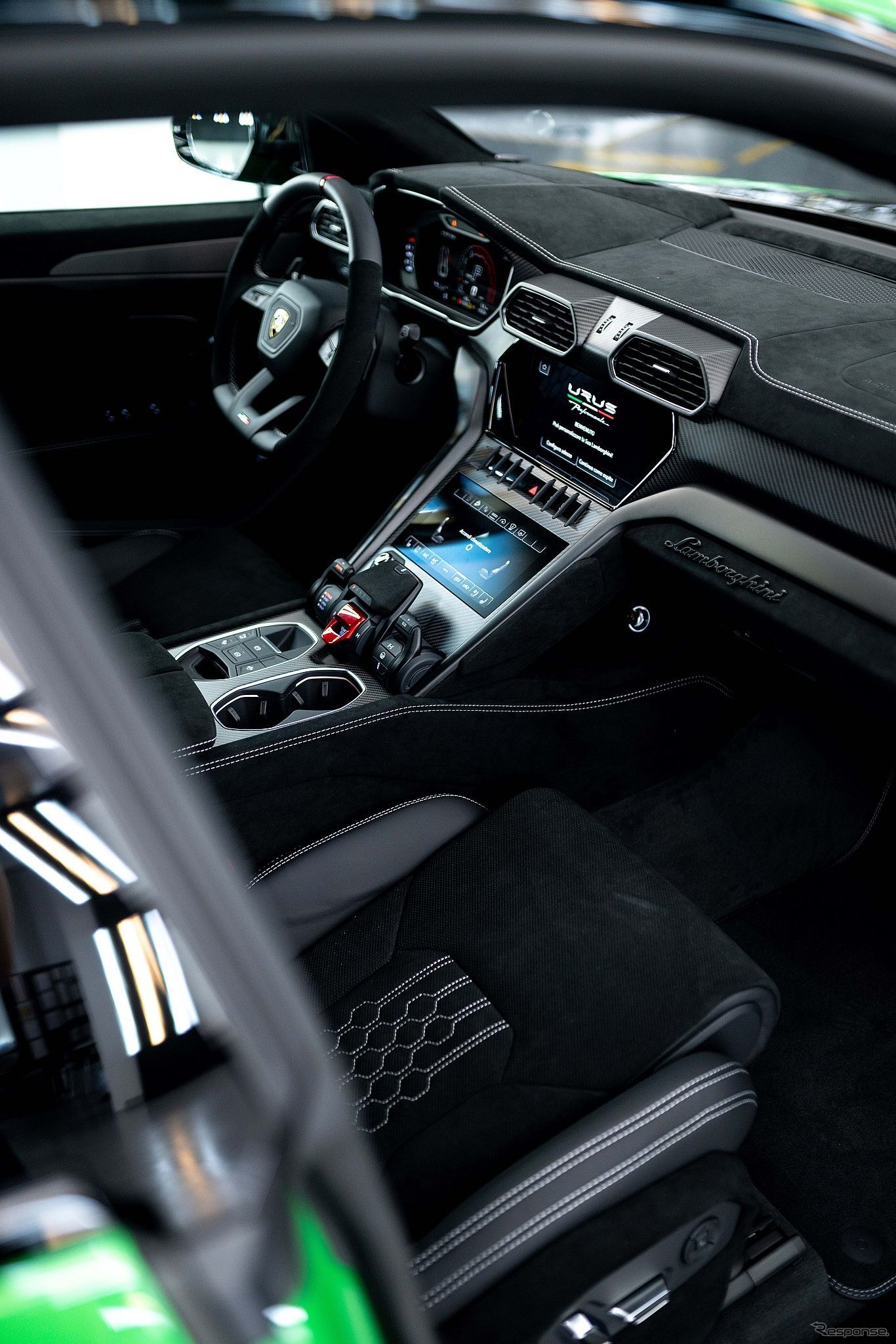 ランボルギーニ・ウルス・ペルフォルマンテ