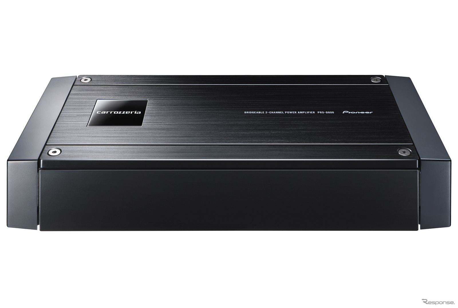 D級パワーアンプの一例（カロッツェリア・PRS-D800）。