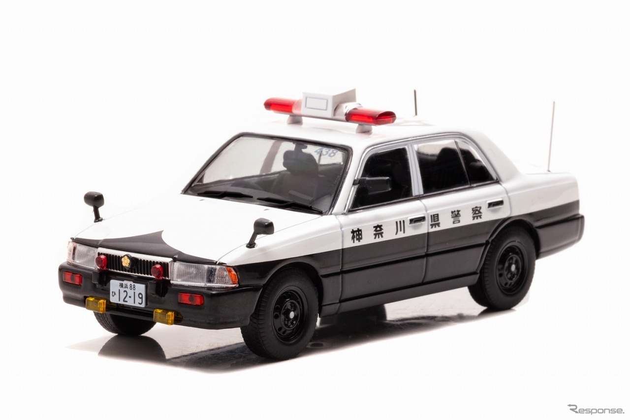 日産 クルー 1995 神奈川県警察交通部交通機動隊車両（1/43スケールモデル）