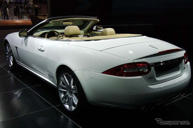 ジャガー XF / XK 2010年型…100％オールニューのエンジン