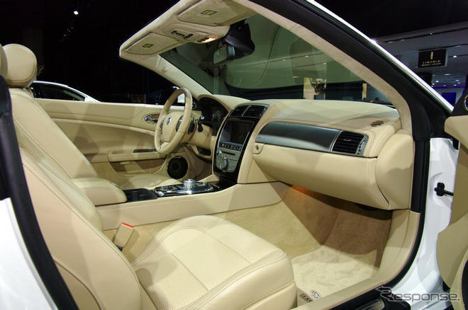 ジャガー XF / XK 2010年型…100％オールニューのエンジン