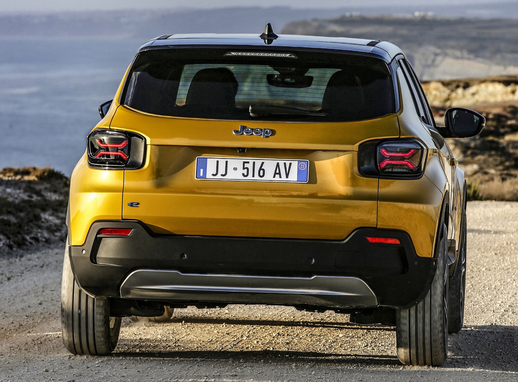 ジープ・アベンジャー