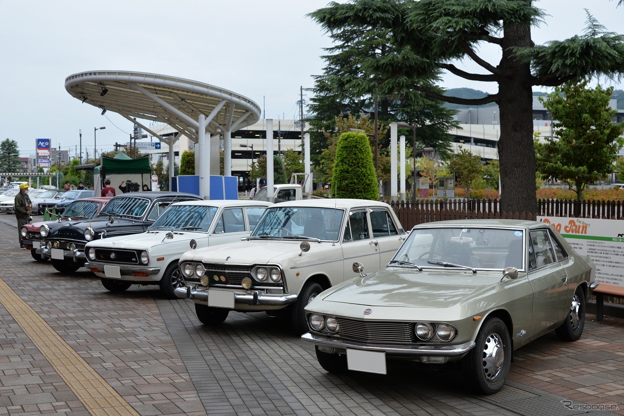 アリオ上田「秋のクラシックカー展示会」