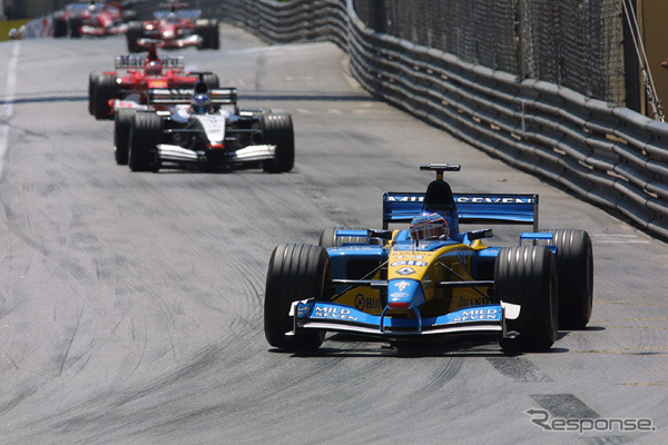 ポイント剥奪? ルノーが車両規定違反か?