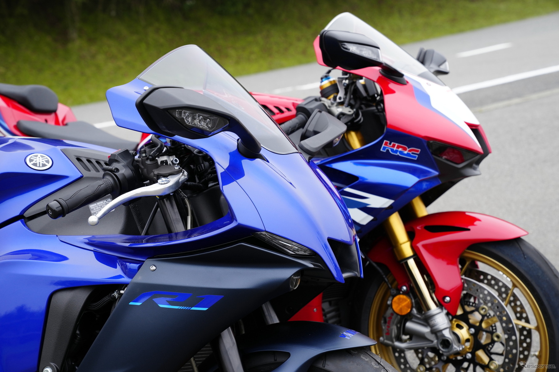 ホンダ CBR1000RR-Rとヤマハ YZF-R1