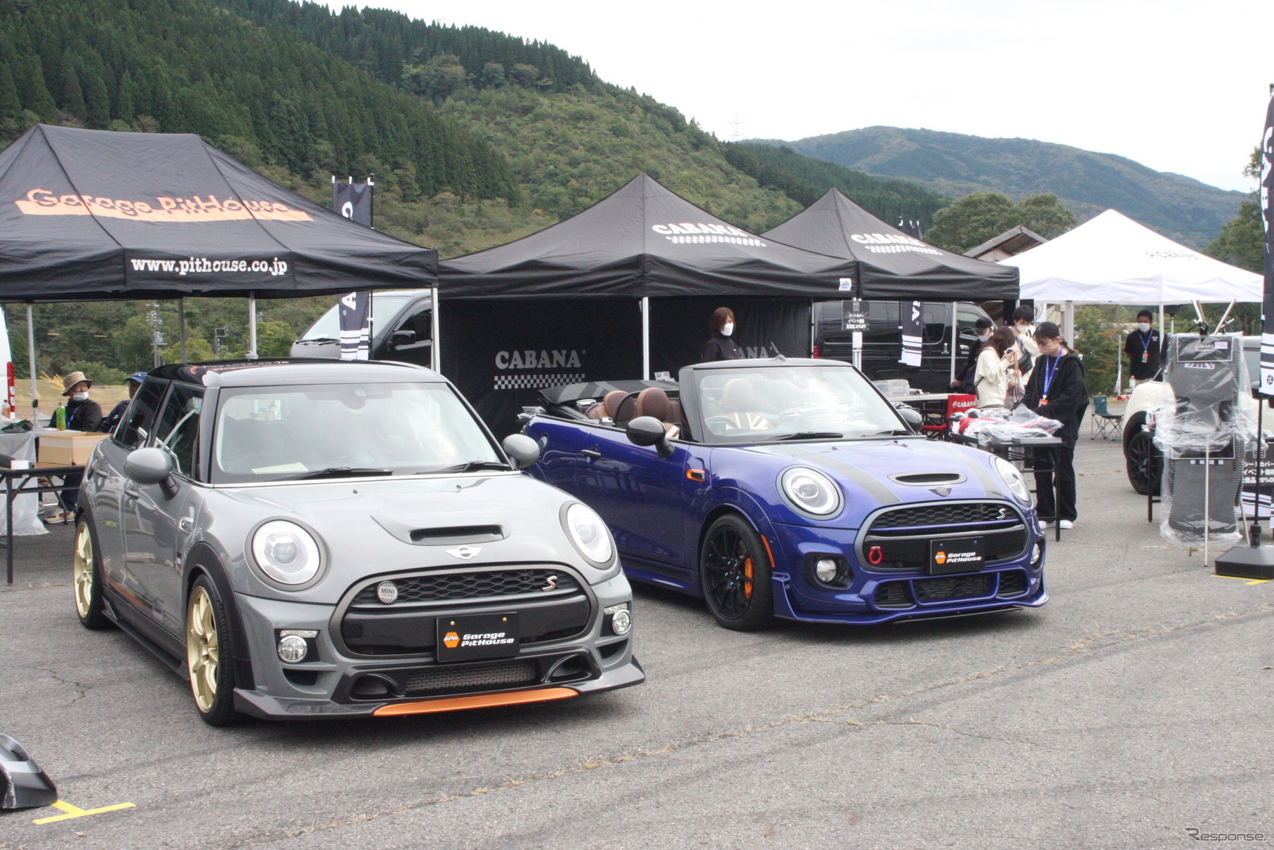 会場に集まった個性的なMINI