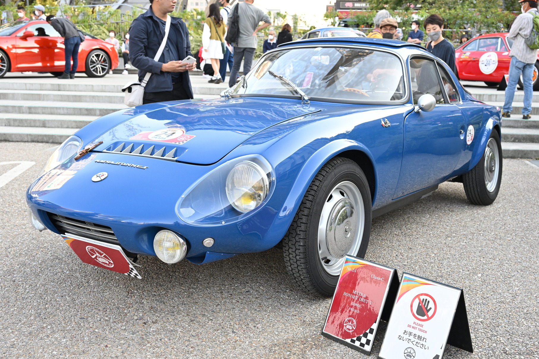 「小粋なフランスのスポーツカー」展の出展車両