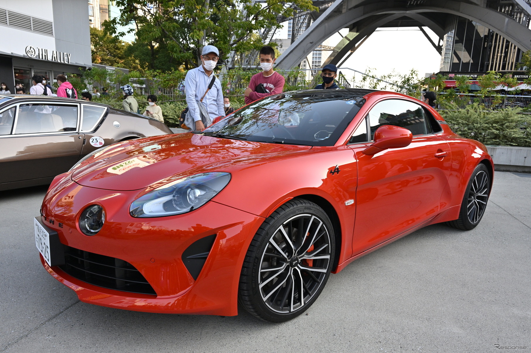 「小粋なフランスのスポーツカー」展の出展車両