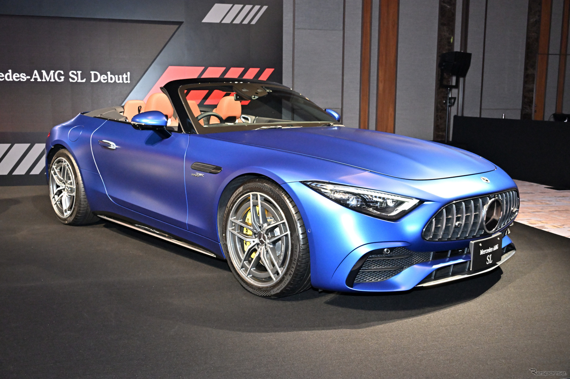 メルセデスAMG SL43