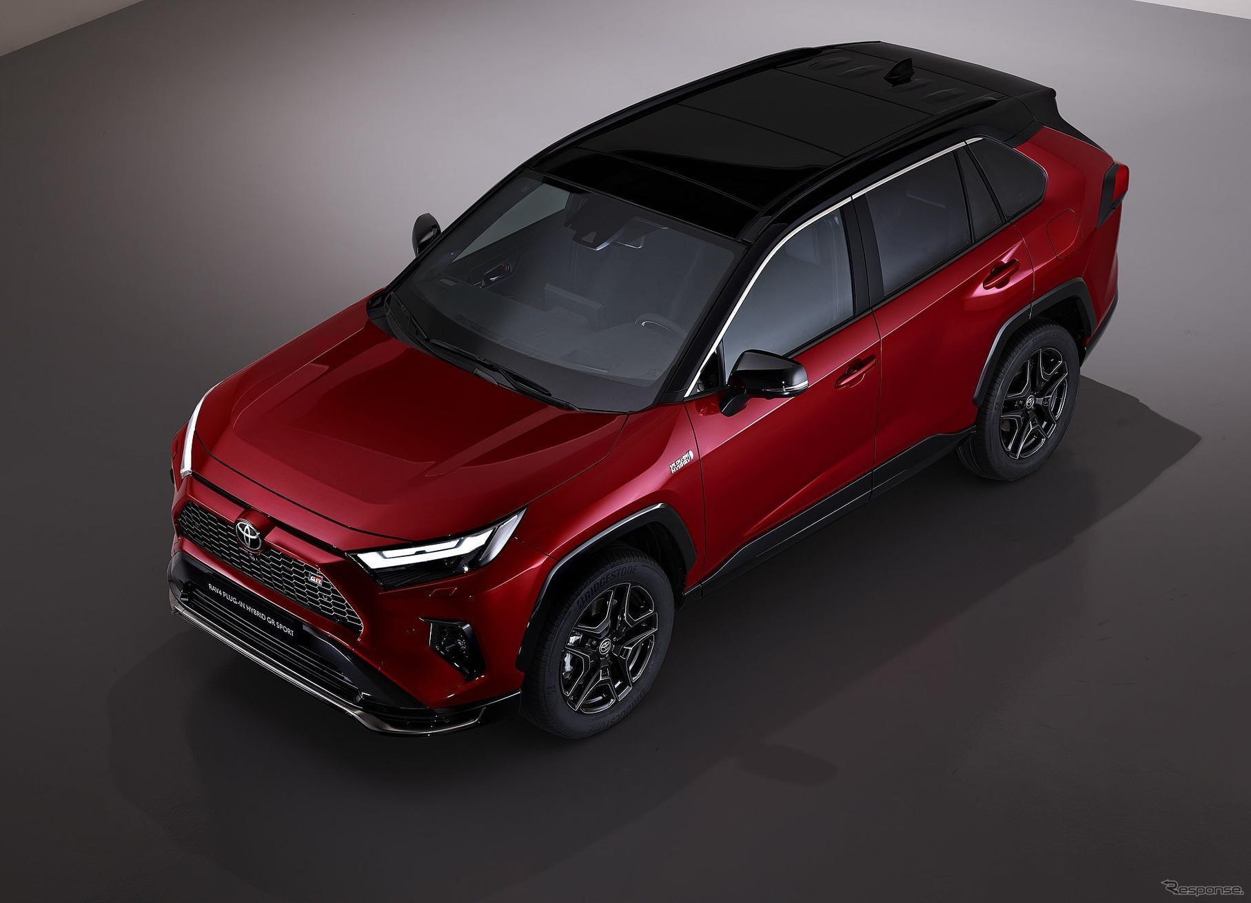 トヨタ RAV4 プラグインハイブリッド GR SPORT（欧州仕様）