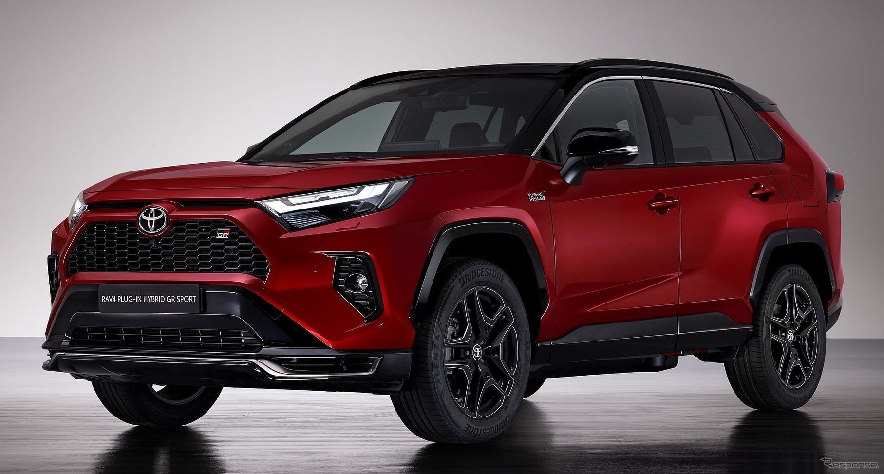 トヨタ RAV4 プラグインハイブリッド GR SPORT（欧州仕様）