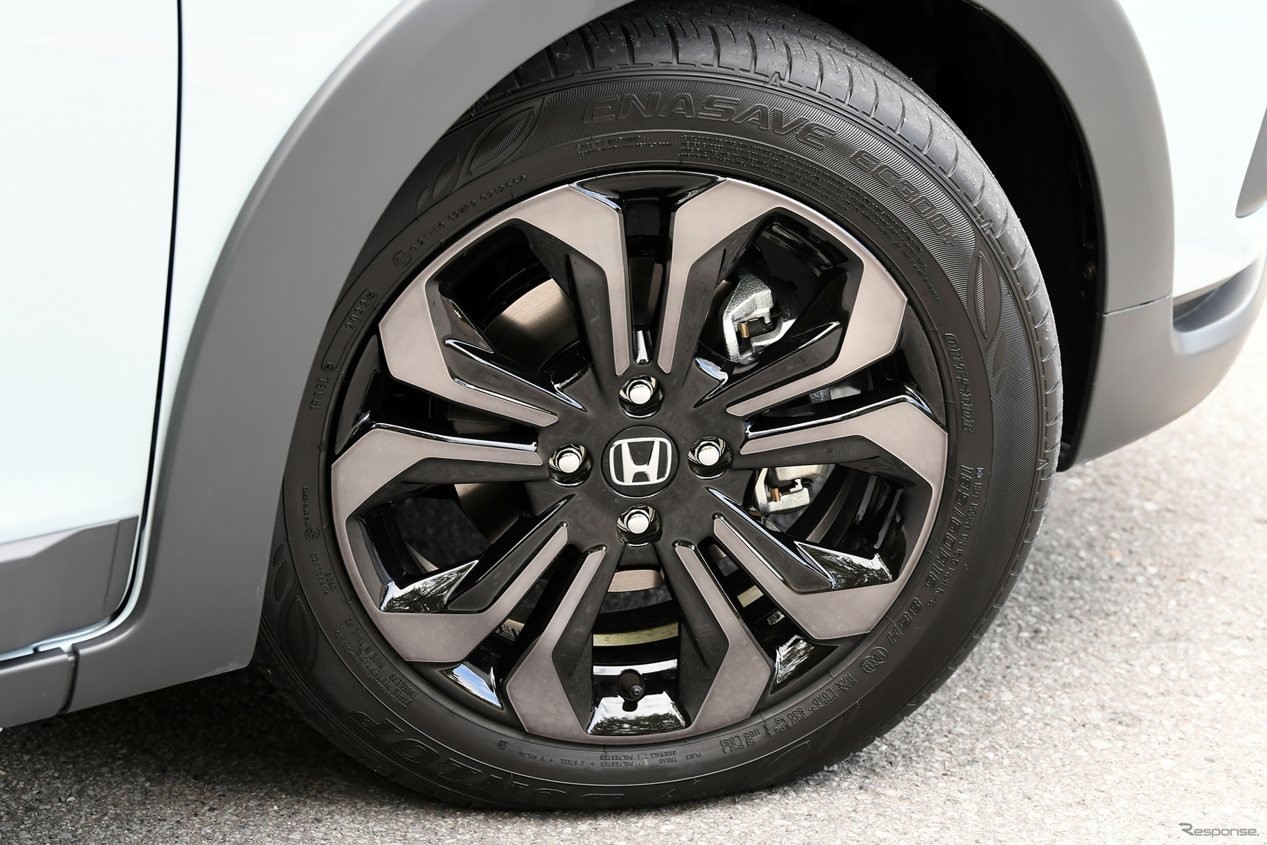 ホンダ フィット e:HEV CROSSTAR（AWD）
