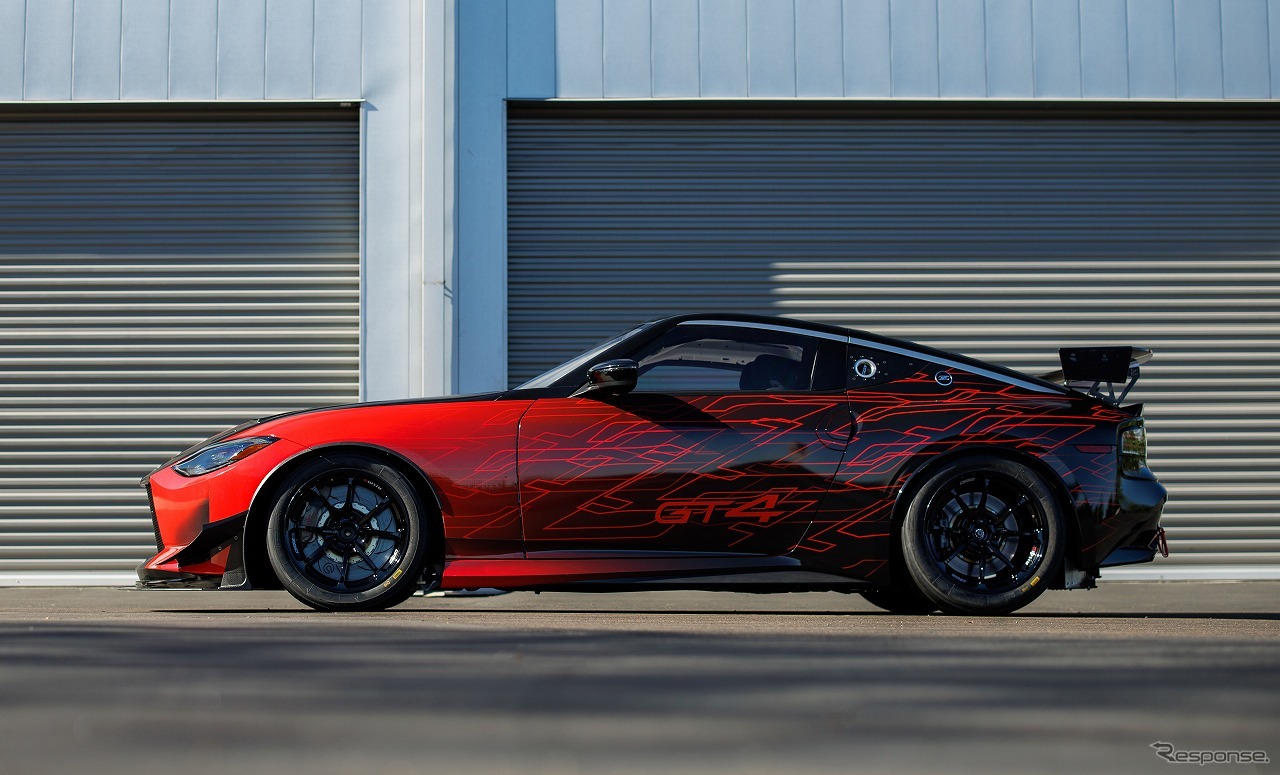 Nissan Z GT4
