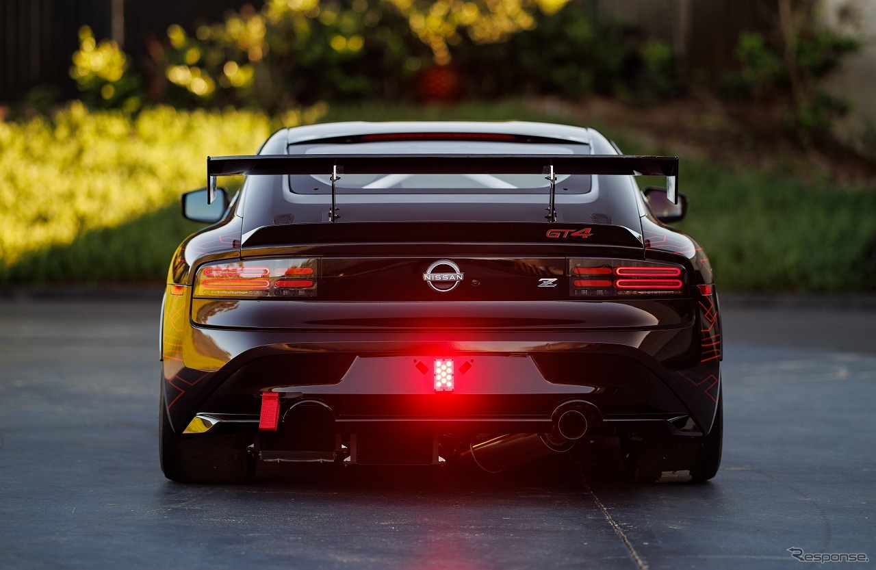 Nissan Z GT4