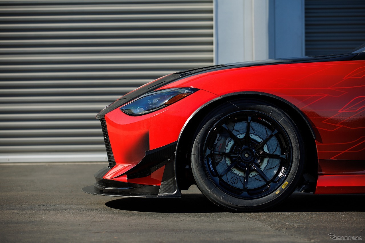 Nissan Z GT4