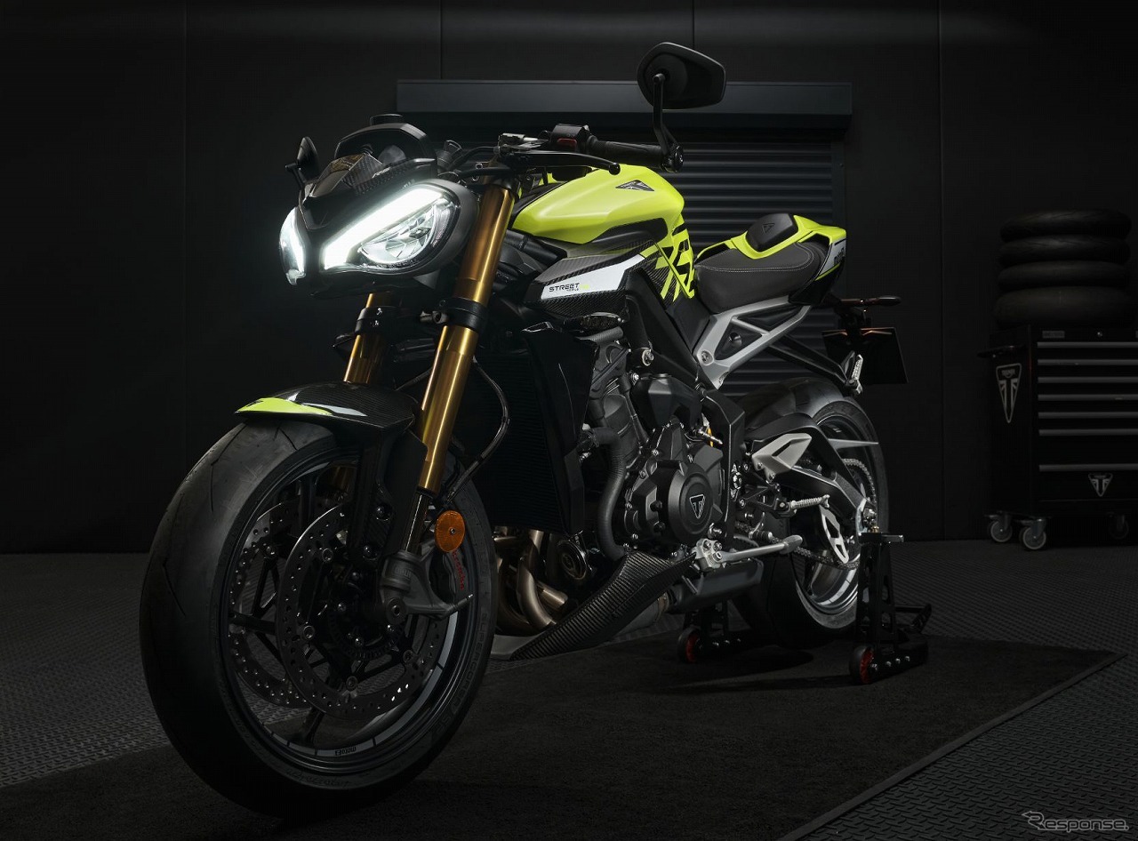 トライアンフ ストリートトリプルMoto2エディション