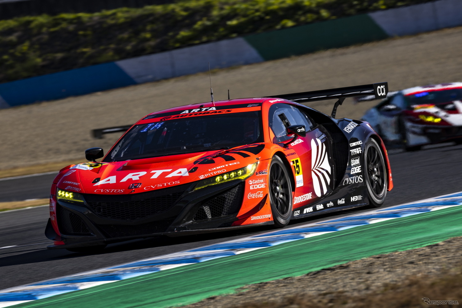 GT300クラス優勝の#55 ARTA NSX GT3（武藤英紀／木村偉織）