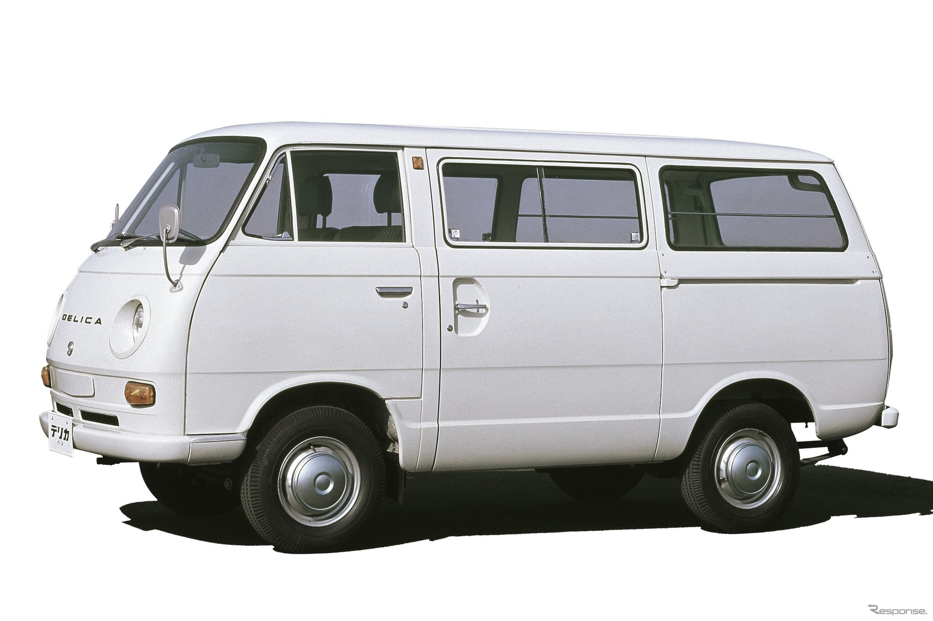 三菱デリカ初代のバンは1969年の登場だ。