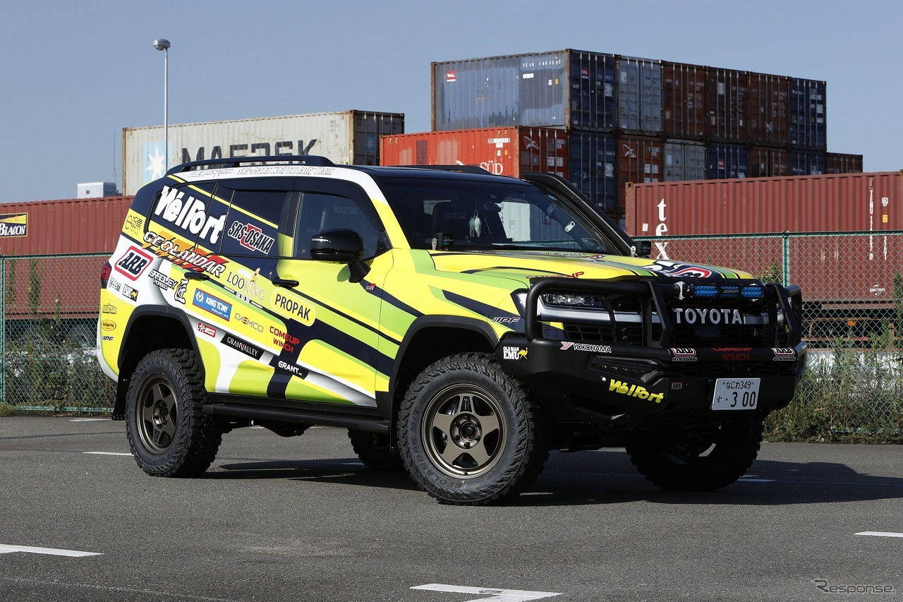 Team Welfort ランドクルーザー300 GR-S