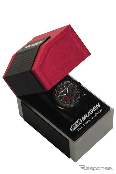 無限、アパレル・グッズの新商品を発売