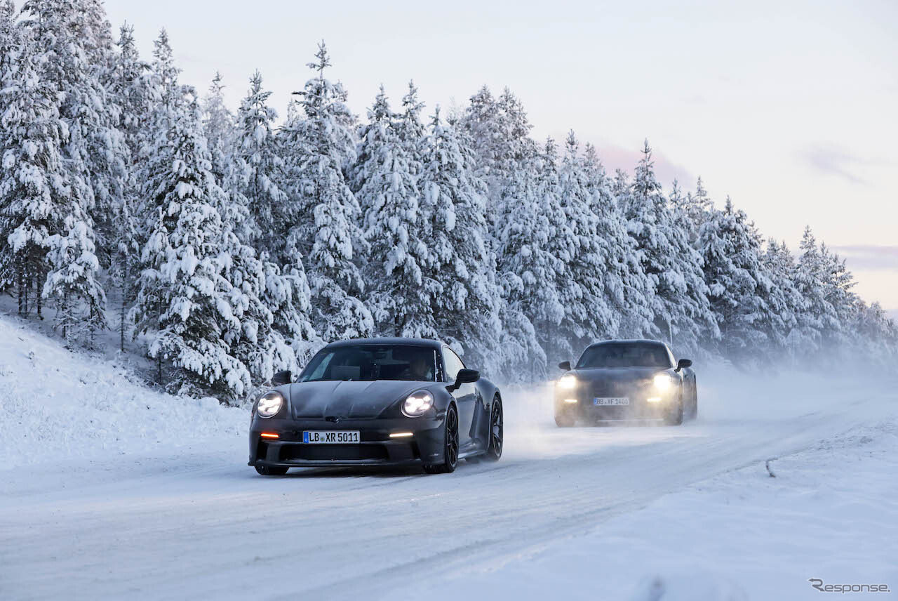 ポルシェ『911 GT3ツーリング』改良新型プロトタイプ