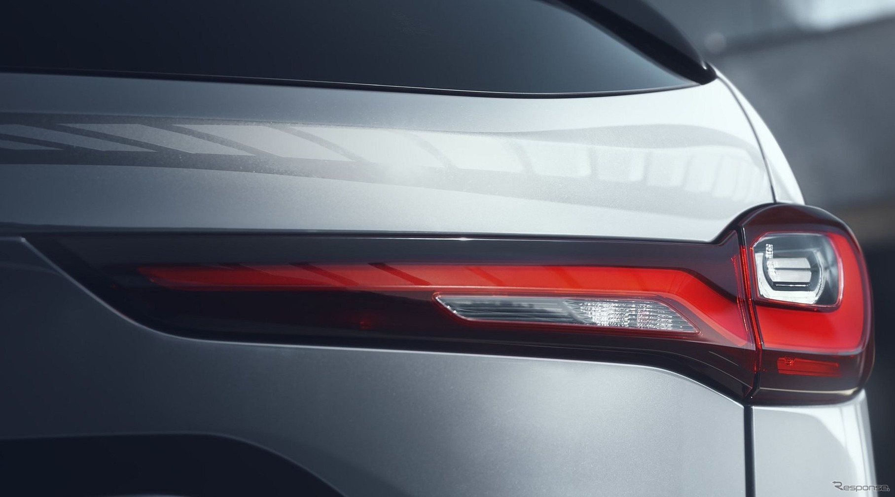 マツダ CX-90 のティザー