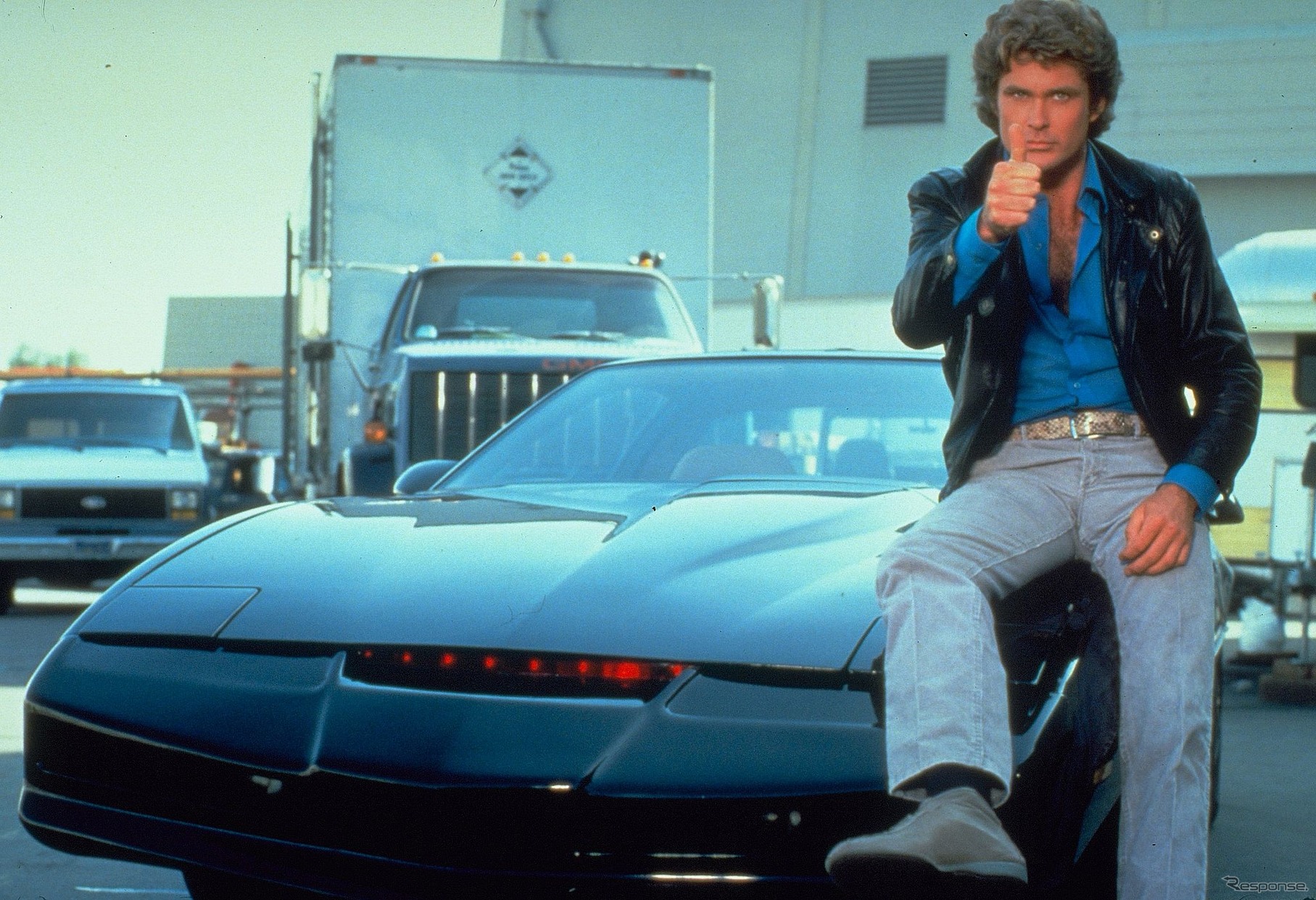 『ナイトライダー』のデビッド・ハッセルホフとAI（人工知能）カー「ナイト2000」