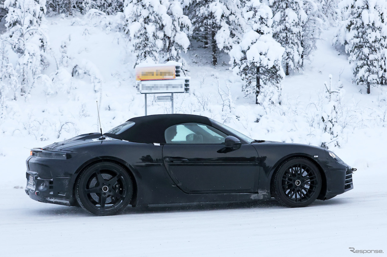 ポルシェ ボクスター 次期型EVプロトタイプ（スクープ写真）