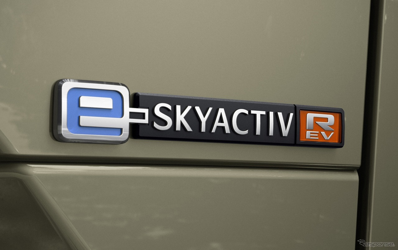 マツダ MX-30 e-SKYACTIV R-EV