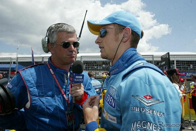 ジャガーがバトンに触手？