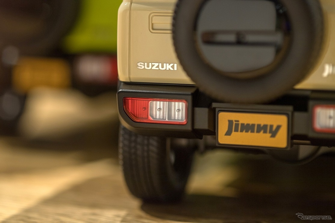スズキ ジムニー型ウェットティッシュケース