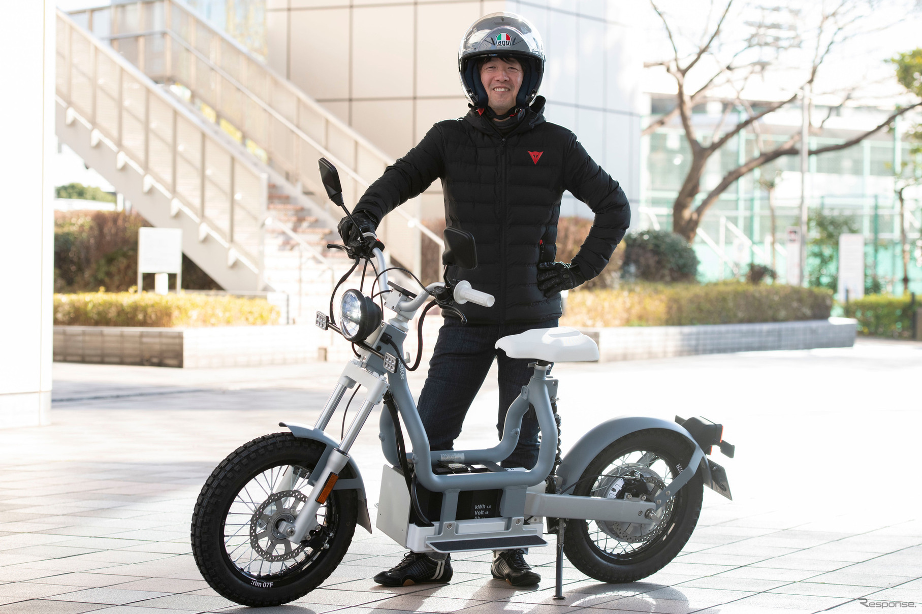 “何にも似てない”北欧生まれの電動バイクが日本上陸、課題は「タイヤと価格」？