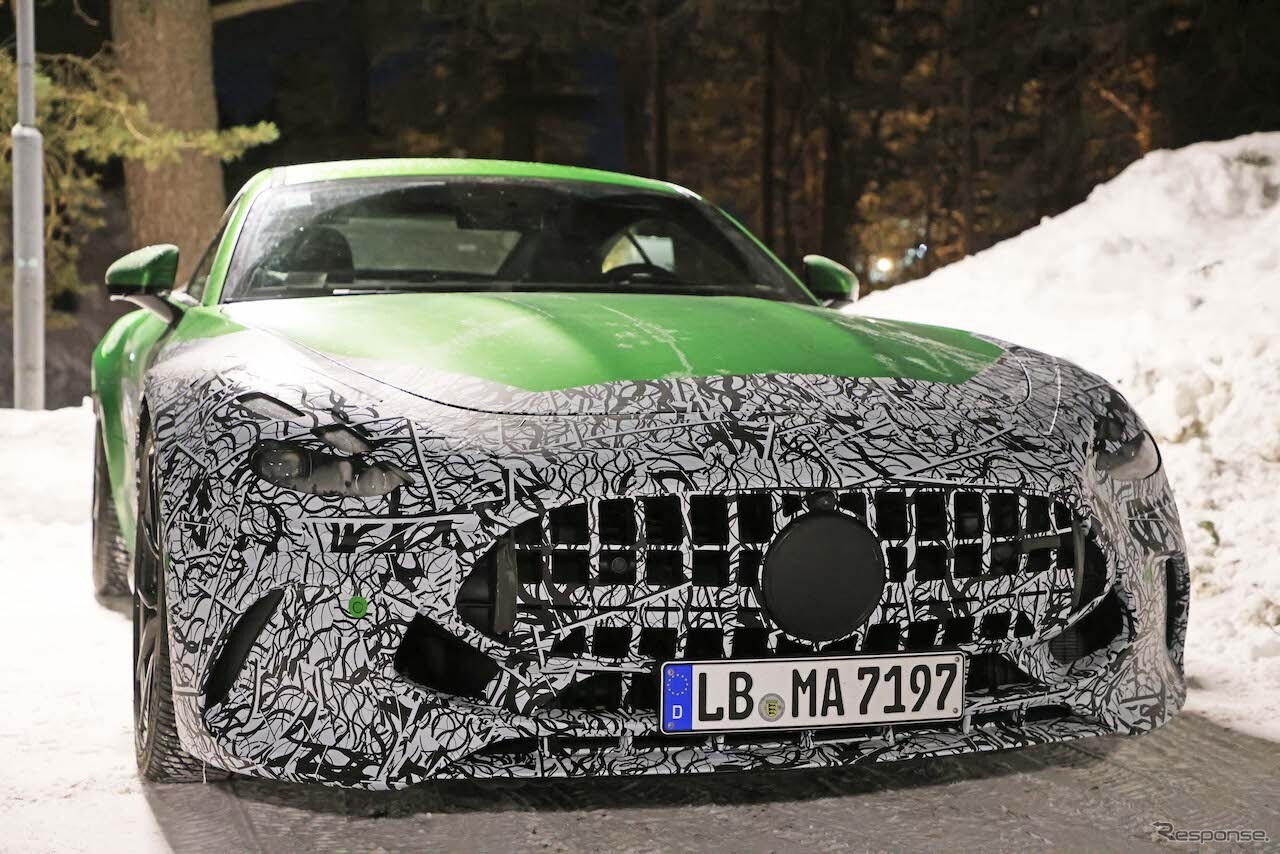 メルセデスAMG GTクーペ 次期型プロトタイプ（スクープ写真）