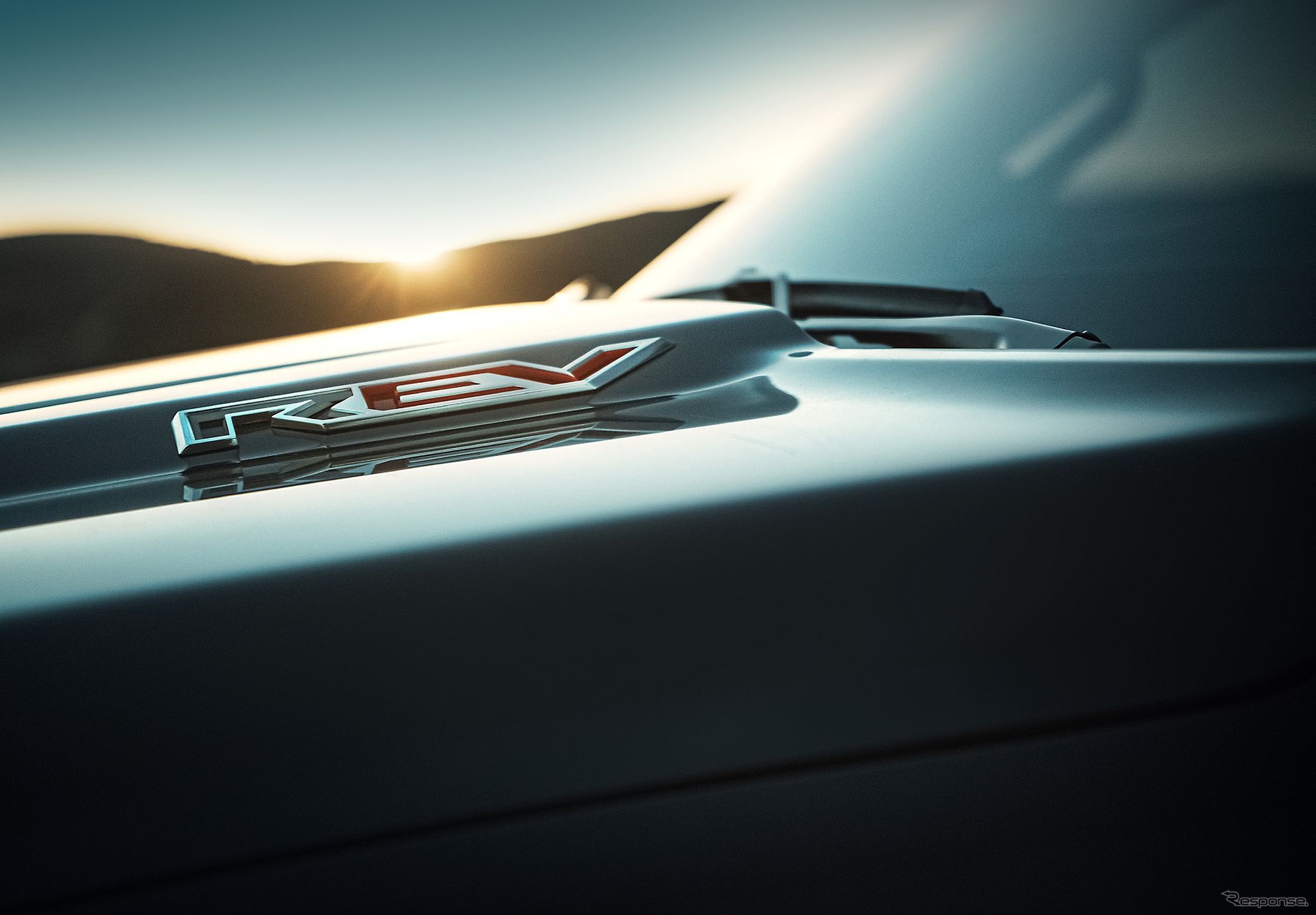 ラム1500 REV のティザー写真