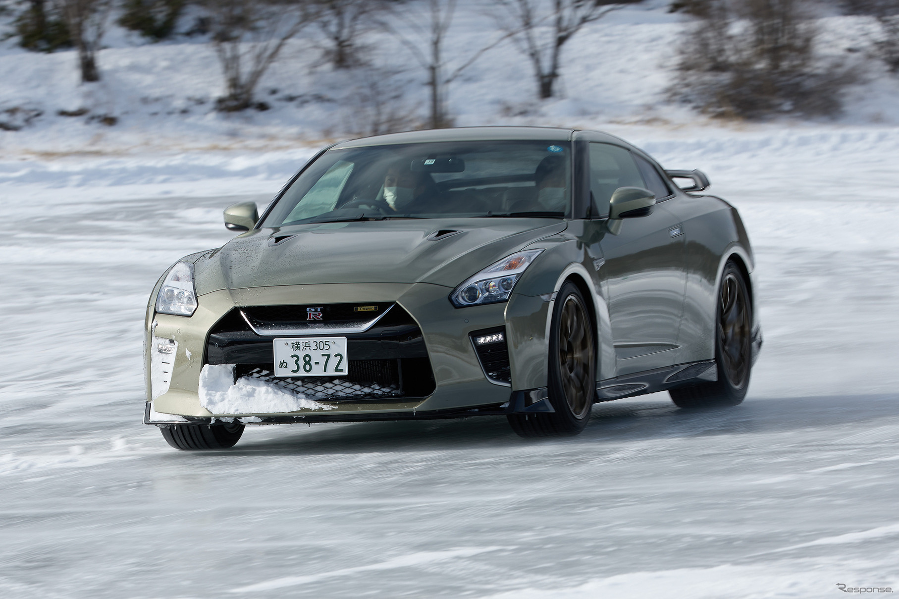 日産 GT-R（NISSAN Intelligent Winter Drive）