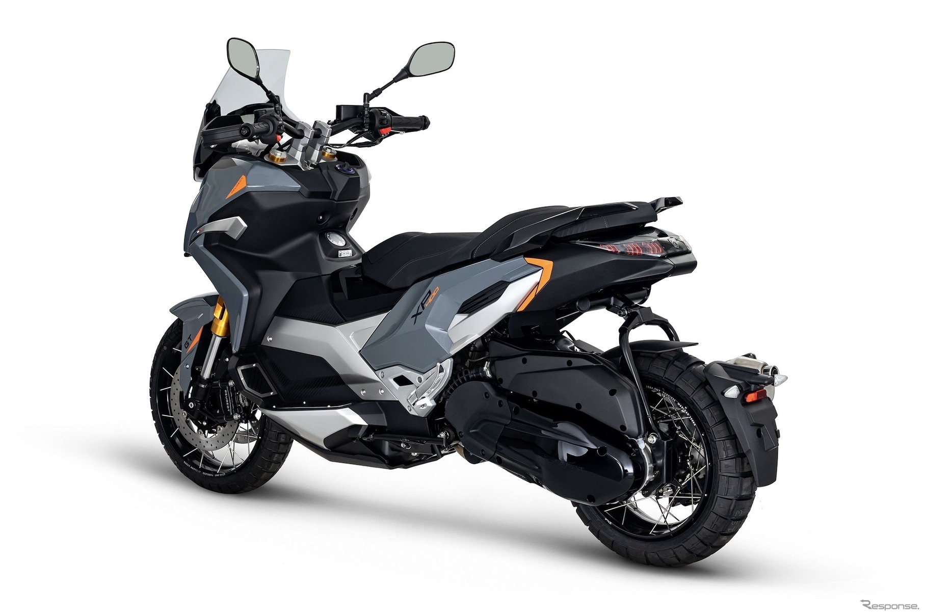 プジョーXP400