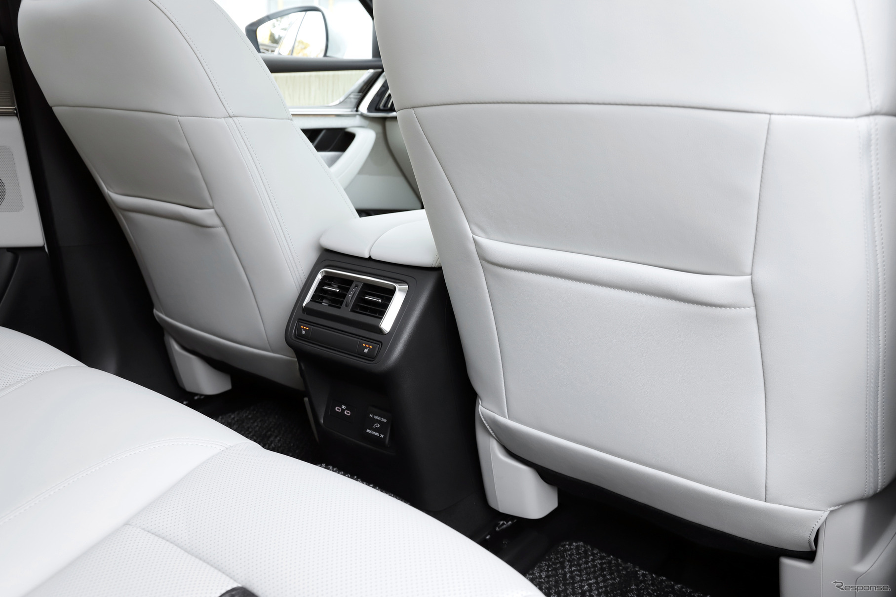 マツダ CX-60 PHEV Premium Modern
