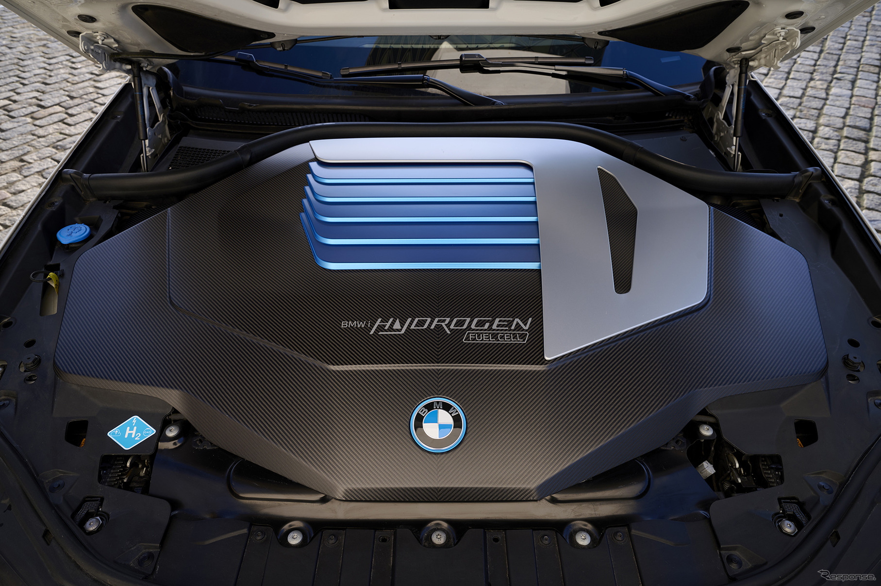 BMWの燃料電池車『iX5 HYDROGEN』