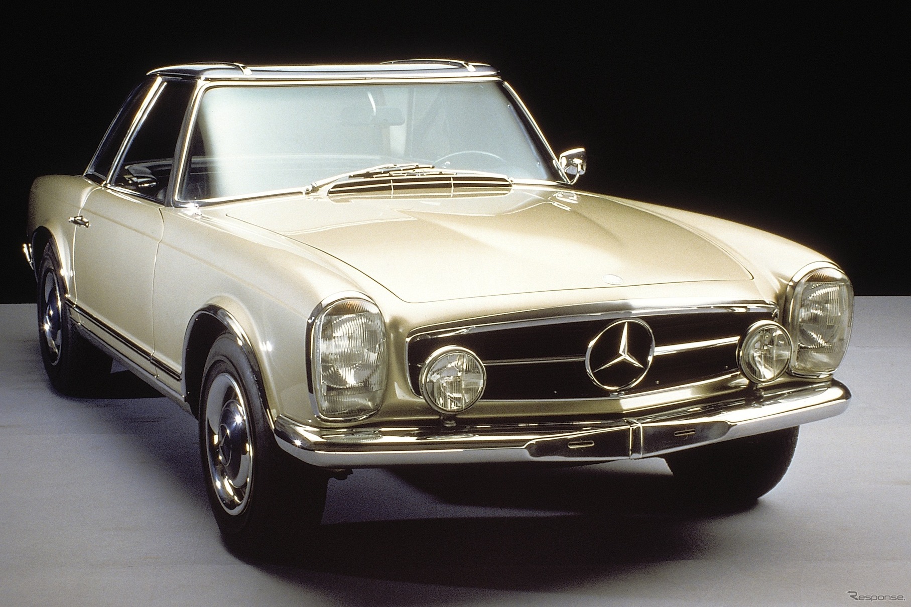 メルセデスベンツ230SL
