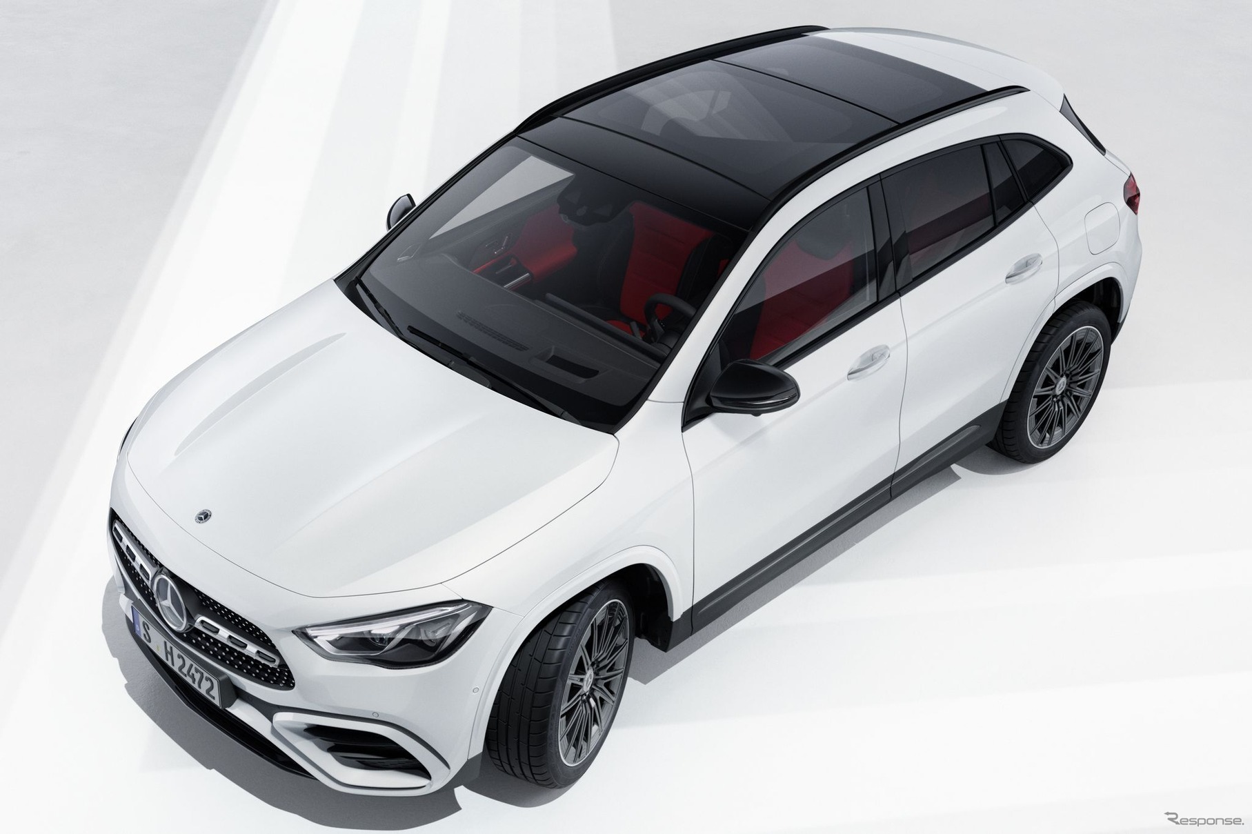 メルセデスベンツ GLA 改良新型のPHEV「GLA 250e」