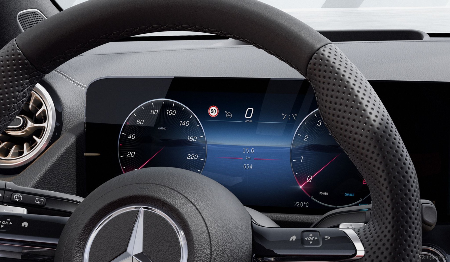 メルセデスベンツ GLA 改良新型のPHEV「GLA 250e」