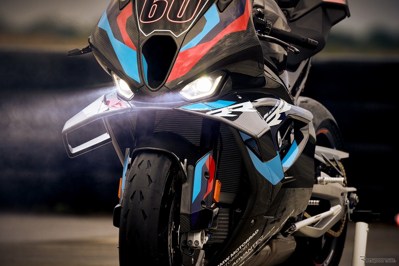 BMW M1000RR コンペティションモデル