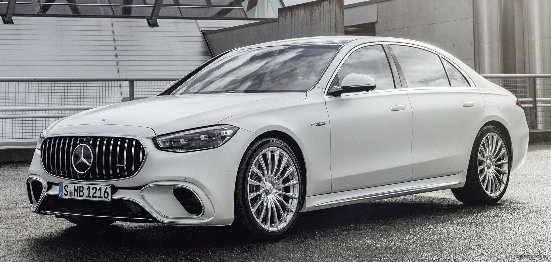 メルセデスAMG S63 Eパフォーマンス の「AMGエディション1」