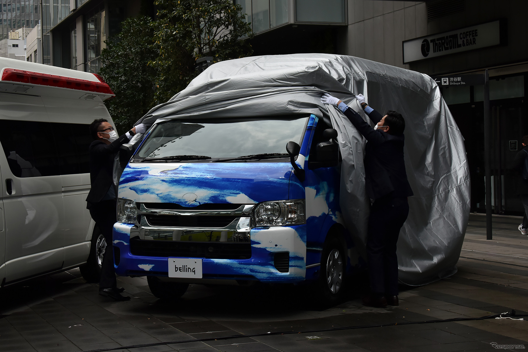 ベルリング「青い救急車」発表