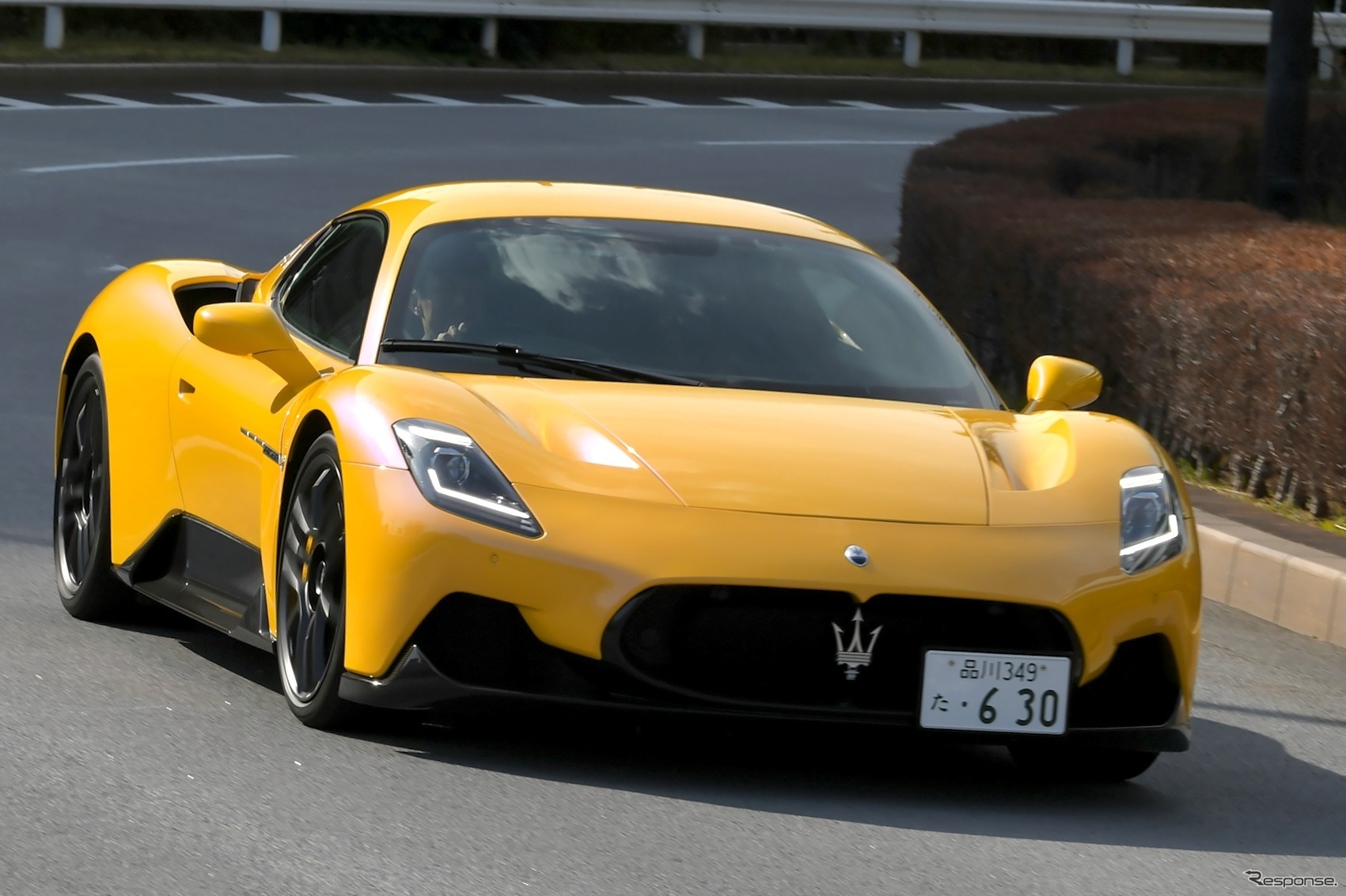 マセラティ MC20