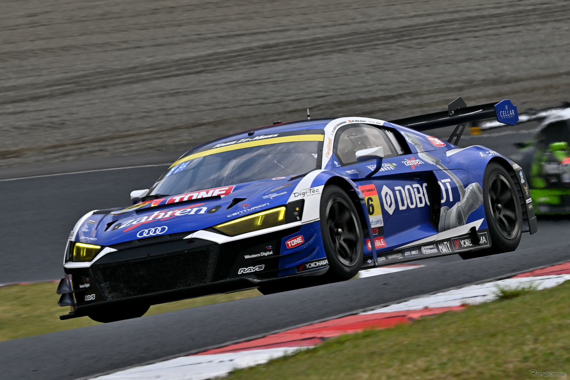 DOBOT Audi R8 LMS